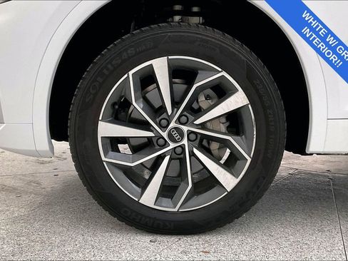 Used 2024 Audi Q5 2.0T Premium Plus image 12