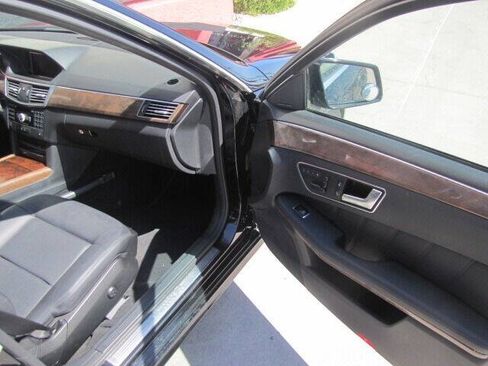 Used 2011 Mercedes-Benz E 350 Sedan image 10