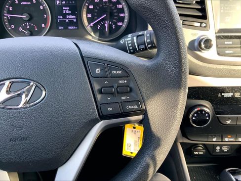 Used 2018 Hyundai Tucson SEL AWD/4WD image 25