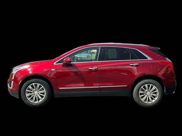 Used 2017 Cadillac XT5 Luxury w/ Driver Awareness Package FWD image 5