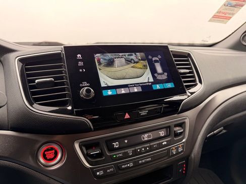 Used 2025 Honda Passport EX-L image 19