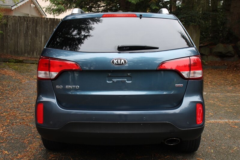 Used 2014 Kia Sorento LX FWD image 11