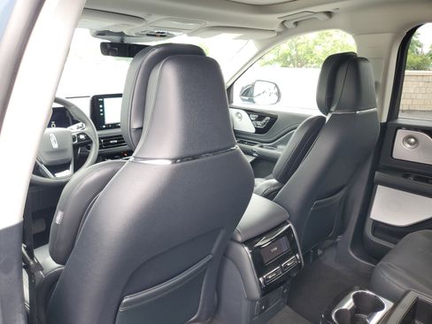 New 2026 Lincoln Aviator Reserve AWD/4WD image 24