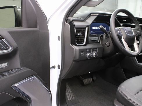 Used 2024 GMC Sierra 1500 Denali w/ Denali Reserve Package image 61