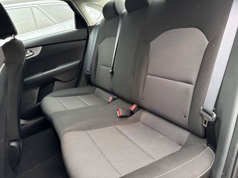 Used 2023 Kia Forte LXS FWD image 16