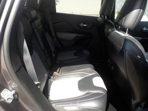 Used 2014 Jeep Cherokee Limited FWD image 13