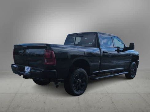 New 2026 RAM 2500 Laramie AWD/4WD image 8