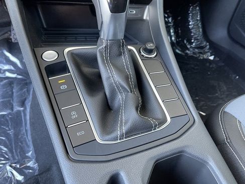 New 2025 Volkswagen Jetta SE image 26