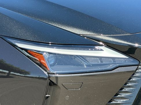 Certified 2023 Lexus RZ 450e Premium w/ Technology Package AWD/4WD image 13