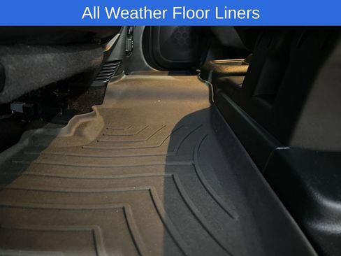 Used 2018 Dodge Durango R/T AWD/4WD image 6