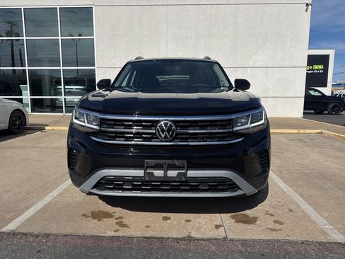 Certified 2023 Volkswagen Atlas SE w/ Black Wheel Package image 8