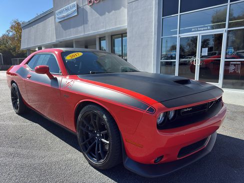 Used 2017 Dodge Challenger T/A image 2