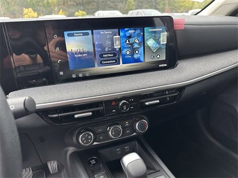 New 2026 Nissan Kicks S image 22