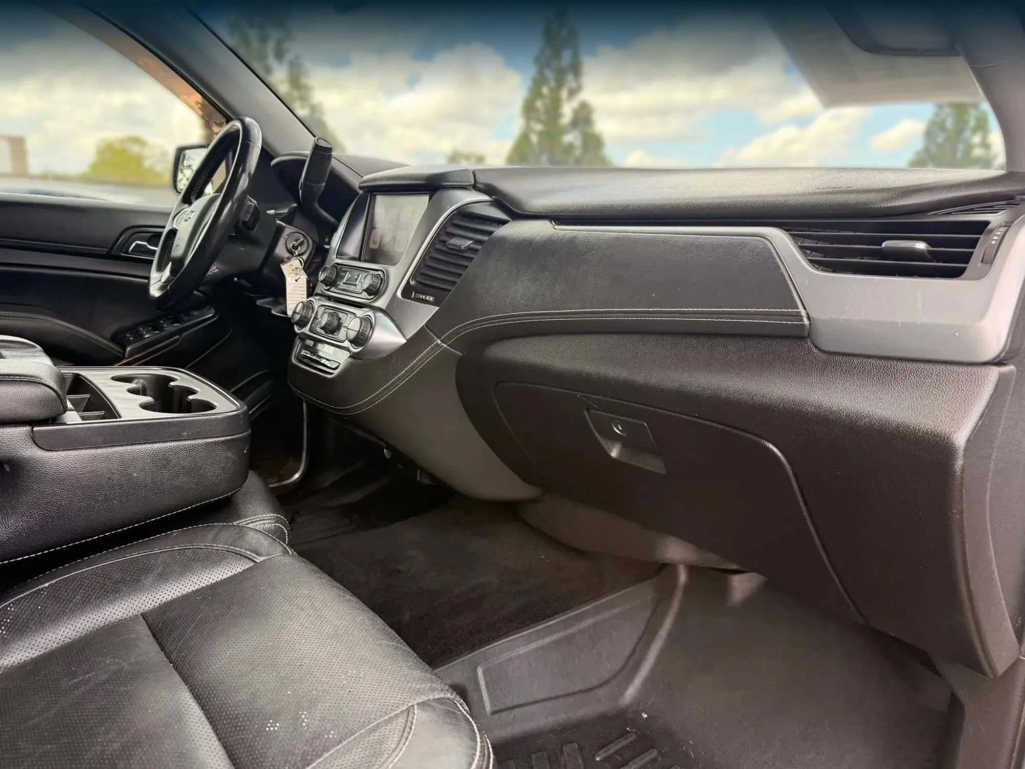 Used 2017 Chevrolet Suburban LS AWD/4WD image 19