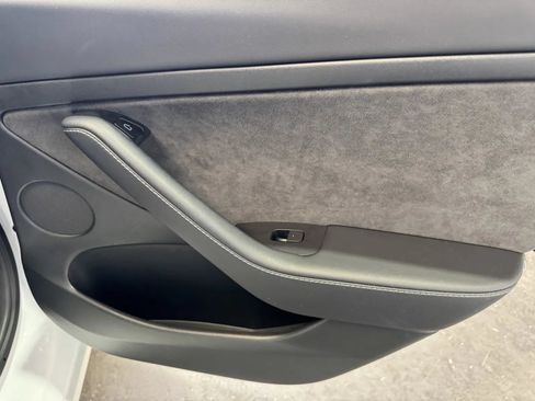 Used 2023 Tesla Model 3 Standard Range RWD image 9