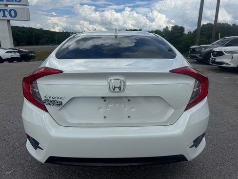 Used 2017 Honda Civic EX image 2
