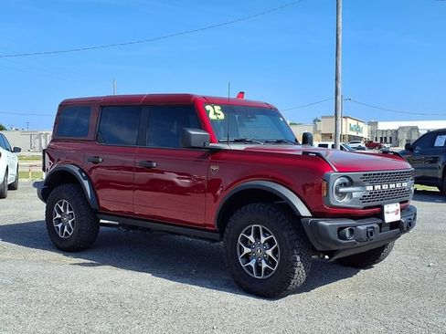 Used 2025 Ford Bronco Badlands AWD/4WD image 24
