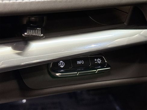 Used 2020 Chevrolet Corvette Stingray Premium Cpe w/ 3LT image 10