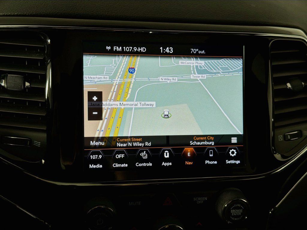 Used 2021 Jeep Grand Cherokee Limited AWD/4WD image 13