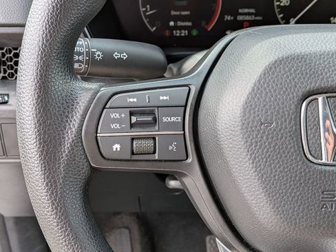 Used 2025 Honda CR-V LX image 19