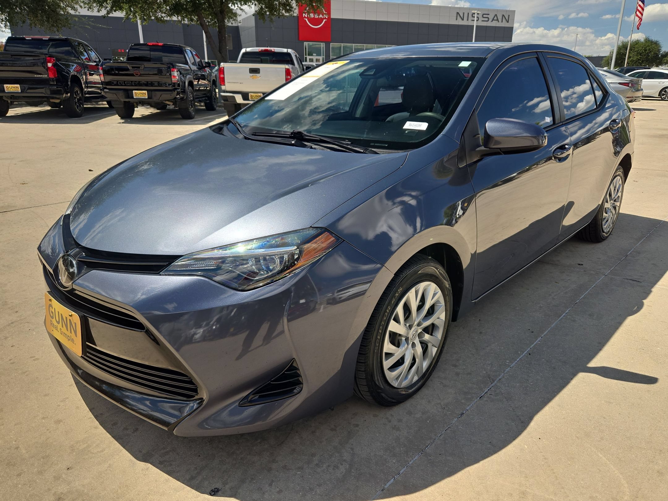 Used 2018 Toyota Corolla LE FWD image 7