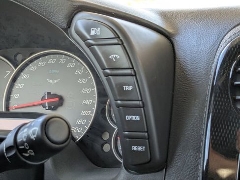 Used 2008 Chevrolet Corvette Coupe w/ Preferred Equipment Group RWD image 32