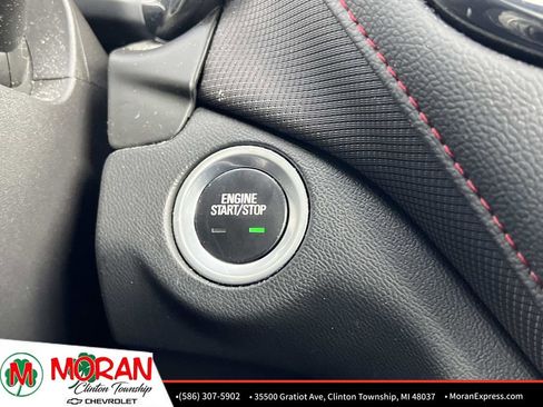 Certified 2023 Chevrolet Equinox RS image 24