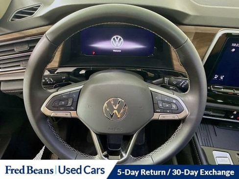 Used 2026 Volkswagen Atlas SE AWD/4WD image 16