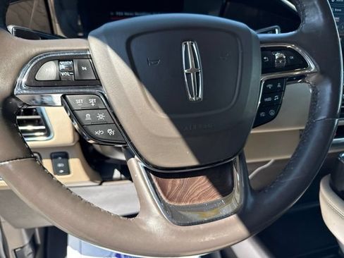 Used 2023 Lincoln Navigator Reserve AWD/4WD image 16