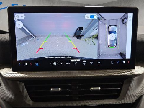 Certified 2025 Ford Explorer ST AWD/4WD image 17