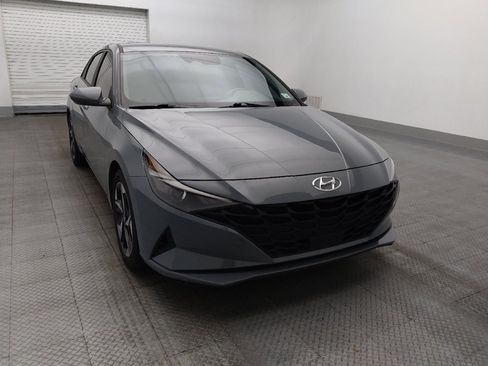 Used 2023 Hyundai Elantra SEL w/ Convenience Package image 14