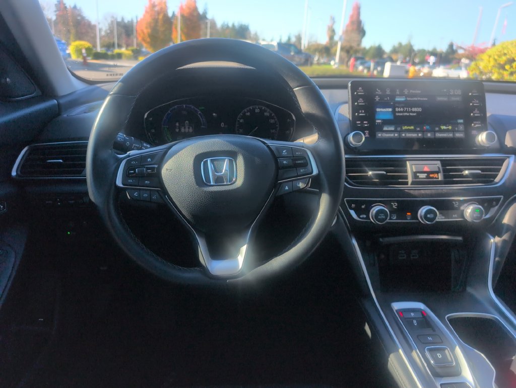 Used 2022 Honda Accord Touring image 8