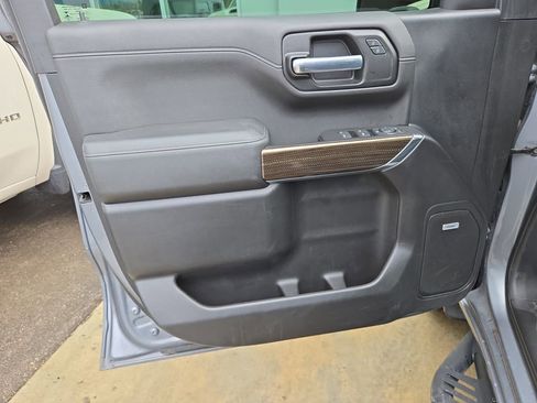 Used 2020 Chevrolet Silverado 1500 LT Trail Boss image 12