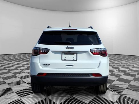 New 2026 Jeep Compass Latitude AWD/4WD image 5