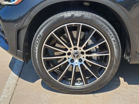 Used 2022 Mercedes-Benz GLC 300 image 11