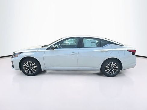 New 2026 Nissan Altima 2.5 SV AWD/4WD image 5
