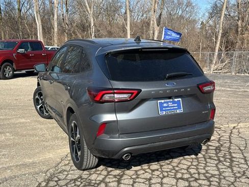 Certified 2023 Ford Escape ST-Line Select image 4