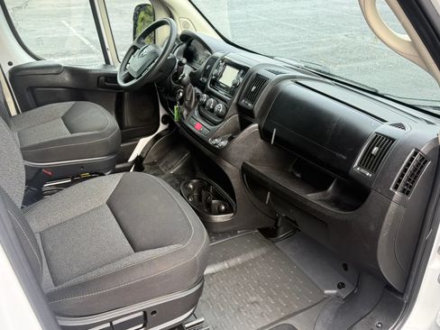 Used 2021 RAM ProMaster 2500 FWD image 15