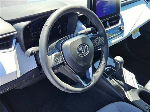New 2026 Toyota Corolla SE FWD image 3