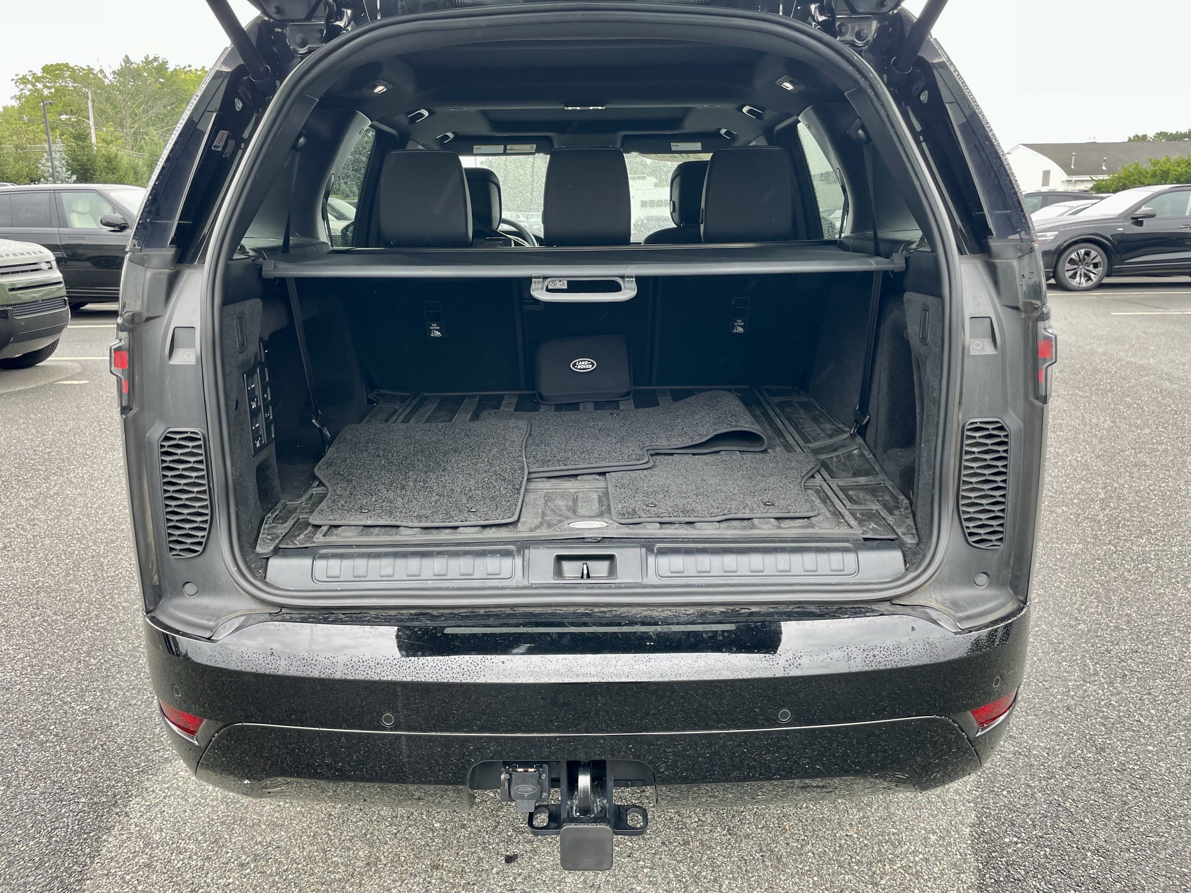 Certified 2025 Land Rover Discovery Dynamic SE AWD/4WD image 41
