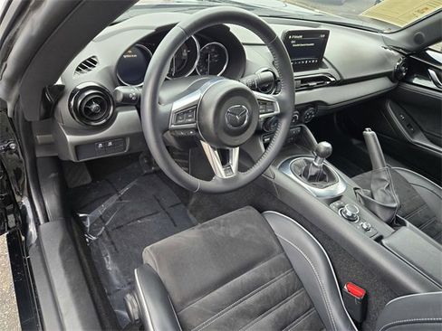 Used 2020 MAZDA MX-5 Miata RF Club w/ Brembo/BBS Recaro Package image 11