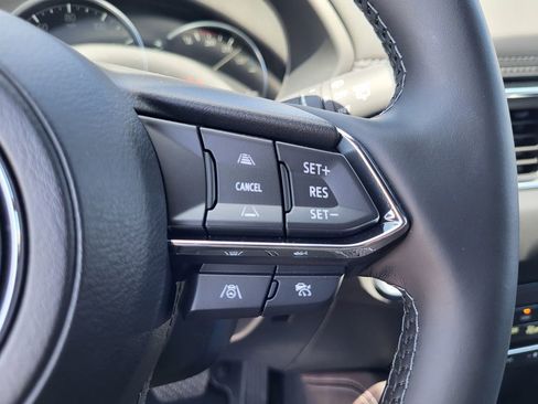 Used 2025 MAZDA CX-5 Signature image 17