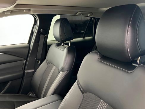 Used 2025 MAZDA CX-50 AWD 2.5 S w/ Premium Package image 17