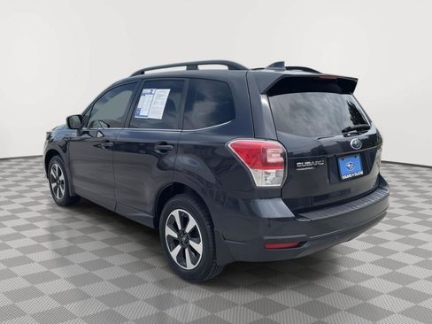 Used 2017 Subaru Forester 2.5i Limited AWD/4WD image 13