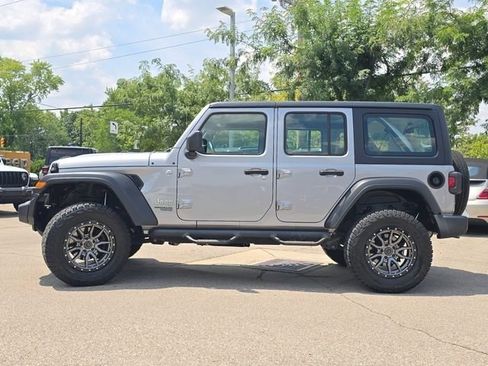 Used 2020 Jeep Wrangler Unlimited Sport AWD/4WD image 22