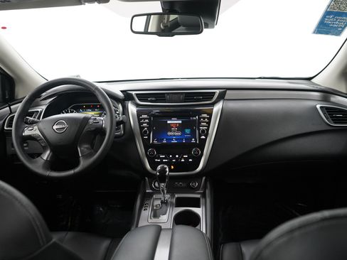 Used 2024 Nissan Murano SV w/ SV Midnight Edition Package image 12