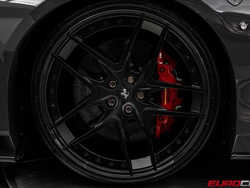 Used 2020 Ferrari F8 Tributo image 29