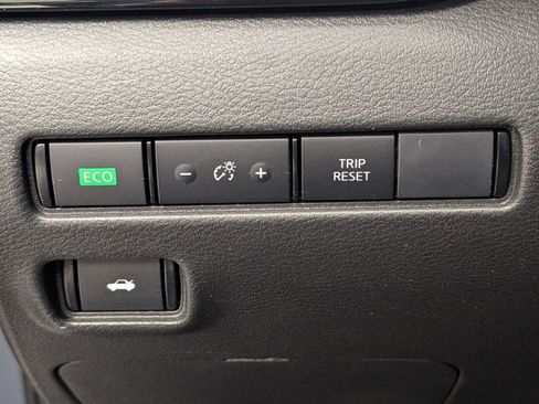 Used 2025 Nissan Sentra SV w/ All-Weather Package image 13