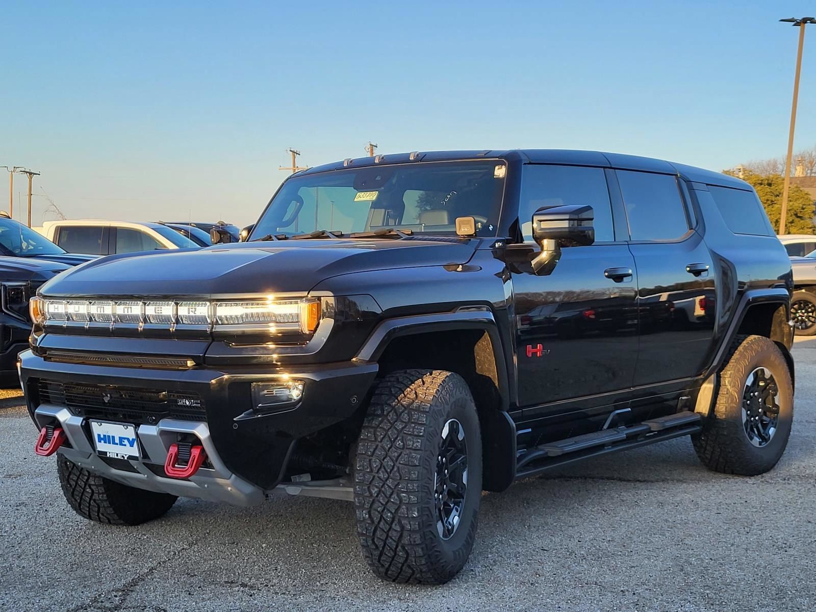 New 2024 GMC Hummer EV 2X w/ Extreme Off-Road Package AWD/4WD image 2