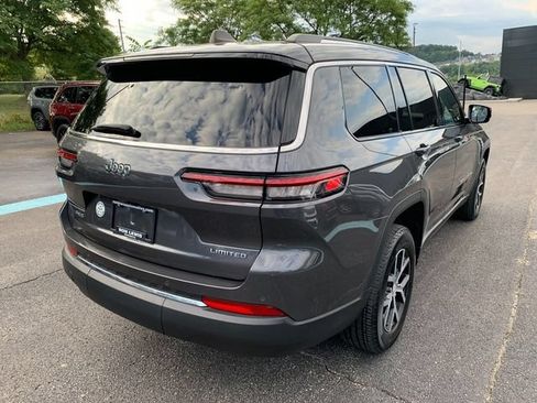 Used 2023 Jeep Grand Cherokee L Limited AWD/4WD image 7